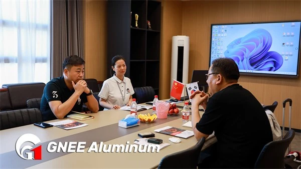 GNEE shows aluminum foil products to Korean customers GNEE shows aluminum foil products to Korean customers